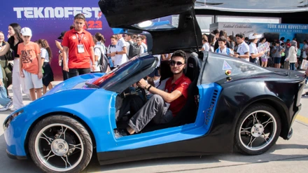 Selçuk Üniversitesinin hidromobil aracı “Kürşat” büyük beğeni topladı